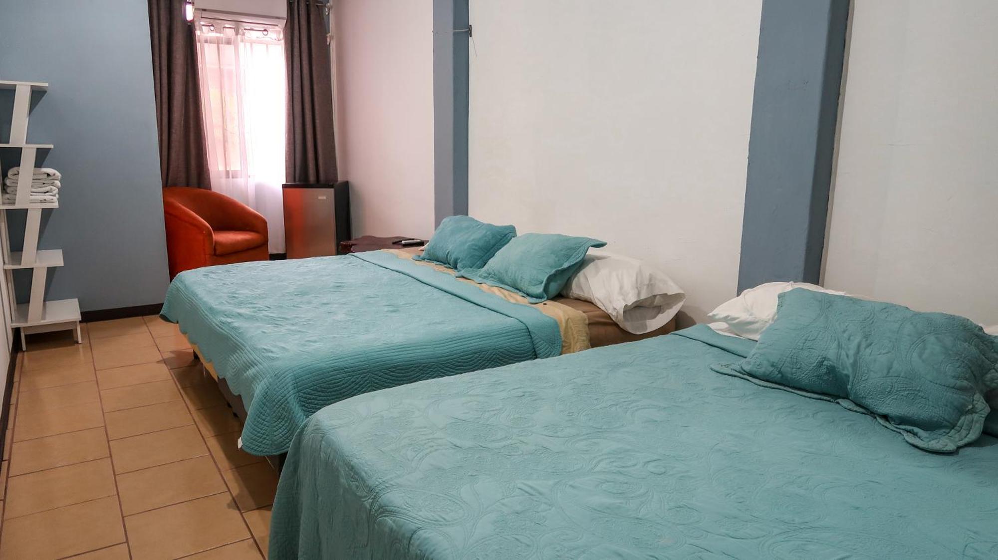 Puerto Jiménez Hotel Hoja De Oro Corcovado חדר תמונה